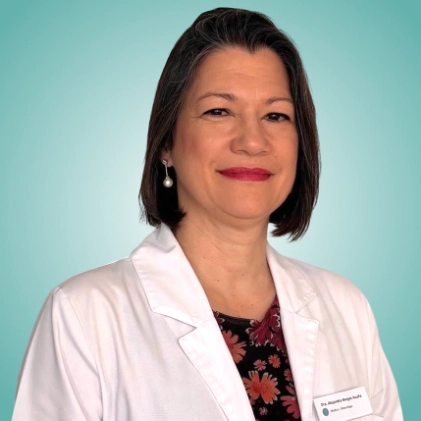 Dra. María Alejandra Borges Acuña, especialista en ginecología y obstetricia en Clínica Cubillo Madrid